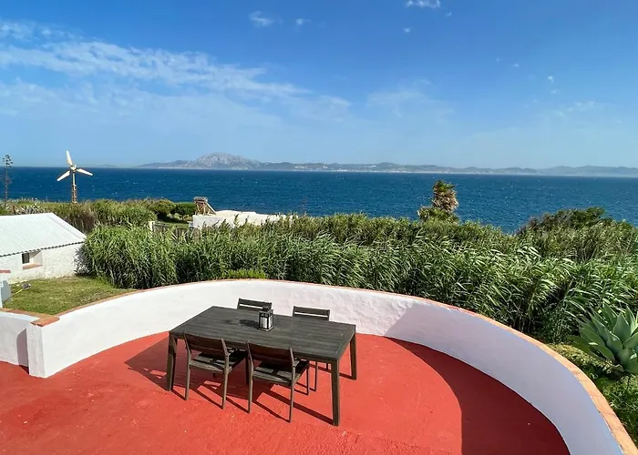 Front Amazing Views טריפה